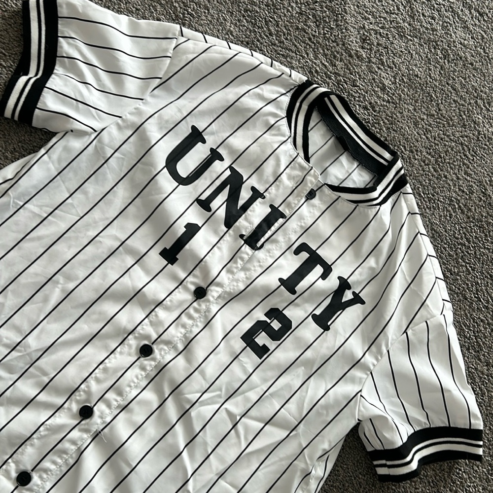 Striped jersey-look top. Black and white